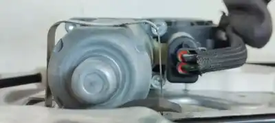 Автозапчасти б/у регулятор стекла переднего правого за land rover range rover (lm) td6 vogue ссылки oem iam   