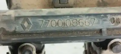 Pezzo di ricambio per auto di seconda mano rampa iniettori per renault clio ii fase ii (b/cb0) 1.2 16v riferimenti oem iam 7700109066  