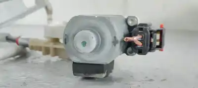 Second-hand car spare part passenger side right window regulator for dodge caliber 2.0 16v cat oem iam references 05074798aae  