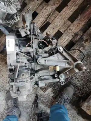 Peça sobressalente para automóvel em segunda mão caixa de velocidades por renault megane ii berlina 5p confort expression referências oem iam jr5  