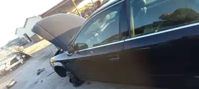 Peça sobressalente para automóvel em segunda mão porta da frente esquerda por audi a4 berlina (8e) 2.0 tdi 16v (103kw) referências oem iam 