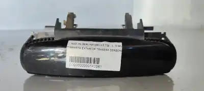 Peça sobressalente para automóvel em segunda mão puxador exterior traseiro direito por audi a4 berlina (8e) 2.0 tdi 16v (103kw) referências oem iam 