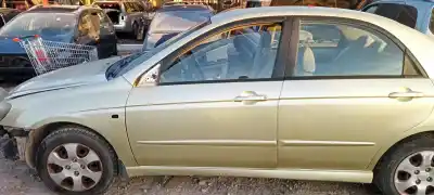 Peça sobressalente para automóvel em segunda mão porta da frente esquerda por kia cerato 2.0 lx crdi berlina referências oem iam 
