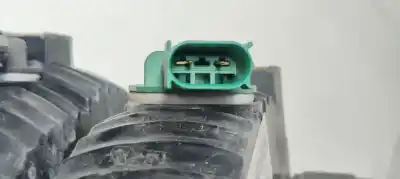 Second-hand car spare part interior left tailgate light for dodge journey 2.0 16v crd cat oem iam references   