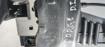 Second-hand car spare part left front door lock for dodge journey 2.0 sxt winter edition oem iam references   