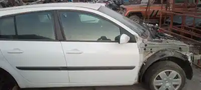 İkinci el araba yedek parçası SAG ÖN KAPI için RENAULT MEGANE II BERLINA 5P  OEM IAM referansları   