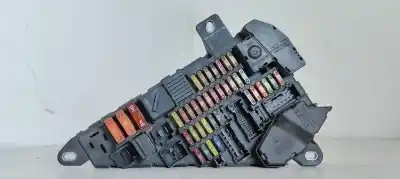 Pezzo di ricambio per auto di seconda mano scatola relè/fusibili per bmw serie 5 touring (e61) 530d riferimenti oem iam 690658808