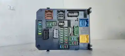 Second-hand car spare part fuse box unit for citroen c4 lim. collection oem iam references 966554748000