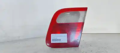 Peça sobressalente para automóvel em segunda mão farolim interior traseiro direito por bmw serie 3 berlina (e46) 320d referências oem iam 63218364924