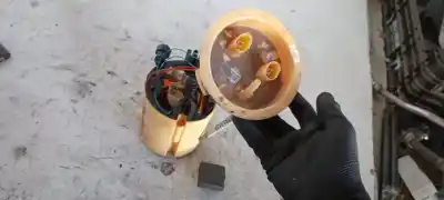 Peça sobressalente para automóvel em segunda mão boia / bomba combustível por bmw serie 1 berlina (e81/e87) 116d referências oem iam 