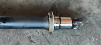 Peça sobressalente para automóvel em segunda mão transmissão dianteira direita por toyota corolla (e12) 2.0 d-4d linea sol berlina referências oem iam   