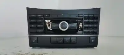 Peça sobressalente para automóvel em segunda mão sistema de áudio / rádio cd por mercedes-benz clase e (w212) lim. e 200 cdi blueefficiency (212.005) referências oem iam a2129005212