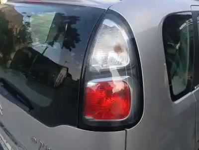 Автозапчастина б/у правий ліхтар для CITROEN C3 PICASSO Exclusive Посилання на OEM IAM   