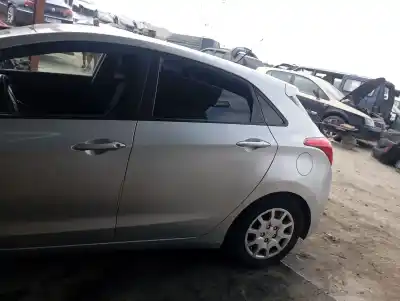 Автозапчастина б/у двері задні ліві для HYUNDAI I30 (GD) Style Посилання на OEM IAM   