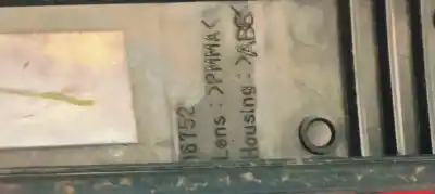 Second-hand car spare part right tailgate light for nissan note (e11e) acenta oem iam references   