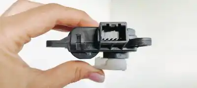 Peça sobressalente para automóvel em segunda mão motor de abertura da comporta de sofagem por kia rio 1.4 active referências oem iam h400730880  