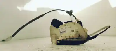 Peça sobressalente para automóvel em segunda mão fechadura da porta dianteira direita por skoda octavia lim. (5e3) style referências oem iam 5e1837016