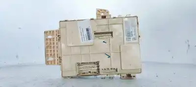 Peça sobressalente para automóvel em segunda mão Caixa De Fusíveis E Relés por HYUNDAI I40 Style Referências OEM IAM 919553Z010  