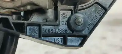 Автозапчасти б/у наружная рукоятка передняя справа за volkswagen passat variant (3c5) advance ссылки oem iam 3c0837886g  