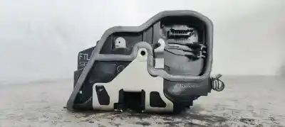 Second-hand car spare part left front door lock for bmw x5 (e70) 3.0 si oem iam references 7202143  