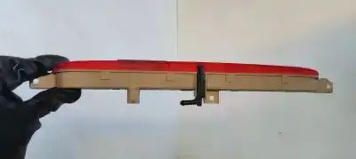 Peça sobressalente para automóvel em segunda mão farolim de travão central por bmw x5 (e70) 3.0 si referências oem iam 16479300  