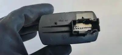 Peça sobressalente para automóvel em segunda mão botão / interruptor elevador vidro dianteiro esquerdo por opel corsa d cosmo referências oem iam 13258521aa  