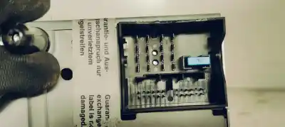 Peça sobressalente para automóvel em segunda mão sistema de áudio / rádio cd por opel corsa d cosmo referências oem iam 497316088  