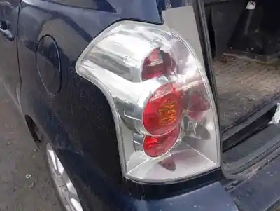 Second-hand car spare part left tailgate light for toyota corolla verso (e12) 2.0d4d 115 oem iam references 