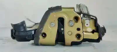 Second-hand car spare part front right door lock for toyota corolla verso (e12) 2.0d4d 115 oem iam references 