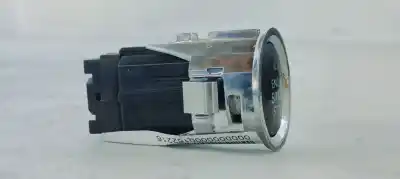 Second-hand car spare part switch for toyota corolla verso (e12) 2.0d4d 115 oem iam references 6842f55b  