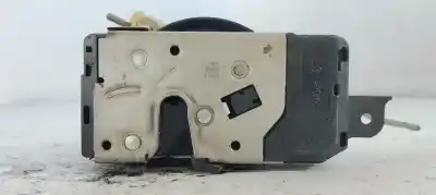 Recambio de automóvil de segunda mano de cerradura puerta delantera izquierda para opel zafira b edition ´´111 jahre´´ referencias oem iam 13220369