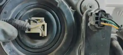 Second-hand car spare part right headlight for daewoo kalos (klas) 1.4 oem iam references   