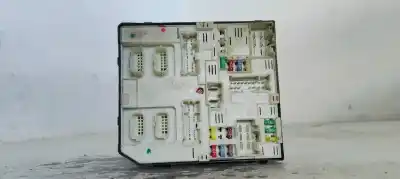Second-hand car spare part FUSE BOX UNIT for RENAULT SCENIC III  OEM IAM references 284B65628R  