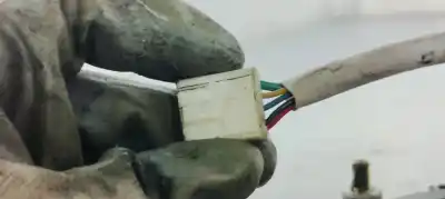 Second-hand car spare part driver left window regulator for mazda premacy (cp) td active oem iam references   