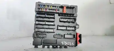 Peça sobressalente para automóvel em segunda mão caixa de fusíveis e relés por opel vectra c berlina comfort referências oem iam 13170892