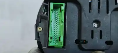 Peça sobressalente para automóvel em segunda mão quadrante por audi a2 (8z) 1.4 16v referências oem iam 8z0920900t  