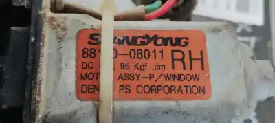 Автозапчастина б/у регулятор переднього правого скла для ssangyong rexton 2.9d turbo 120 4x4 посилання на oem iam 8810008011  