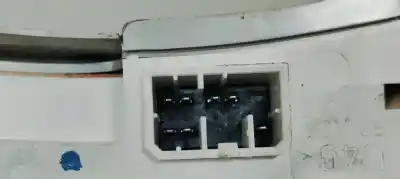 Pezzo di ricambio per auto di seconda mano luce interna per fiat stilo (192) 1.9 jtd / 1.9 jtd 115 active riferimenti oem iam 08860000  