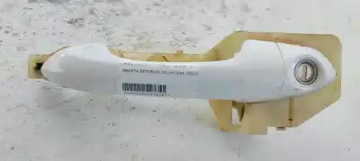 Peça sobressalente para automóvel em segunda mão puxador exterior dianteiro esquerdo por kia carens ( ) 1.7crdi 116 fap referências oem iam 