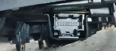 Автозапчасти б/у внутренний свет за lancia thema 3.0jtd 240 fap ссылки oem iam 68146915aa   Автозапчасти б/у внутренний свет за lancia thema 3.0jtd 240 fap ссылки oem iam 68146915aa