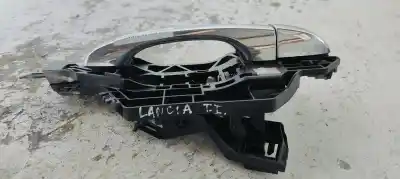 Автозапчасти б/у задняя левая наружная ручка за lancia thema 3.0jtd 240 fap ссылки oem iam 68064625ad  
