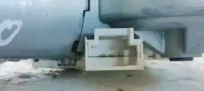 Peça sobressalente para automóvel em segunda mão motor do limpador traseiro por renault clio iii 1.5dci 85 referências oem iam 8200311486a  