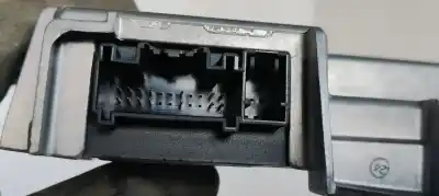 Peça sobressalente para automóvel em segunda mão centralina de airbag por renault clio iii 1.5dci 85 referências oem iam 8200645158  