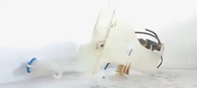 Peça sobressalente para automóvel em segunda mão depósito do limpa vidros por kia rio (yb) 1.2i 85 referências oem iam 986101w500