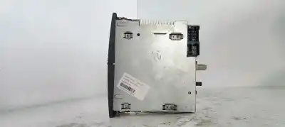 Second-hand car spare part audio system / radio cd for renault clio iii 1.5dci 85 oem iam references 8200607915b  