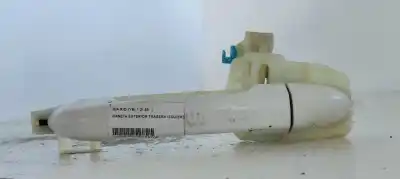 Peça sobressalente para automóvel em segunda mão puxador exterior traseiro esquerdo por kia rio (yb) 1.2i 85 referências oem iam 