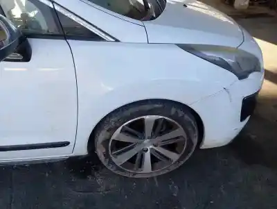Peça sobressalente para automóvel em segunda mão guarda-lamas dianteiro direito por peugeot 3008 1.2i turbo 130 referências oem iam 