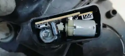 Автозапчастина б/у ліва фара для kia sorento 2.5 crdi ex посилання на oem iam 921013e5  