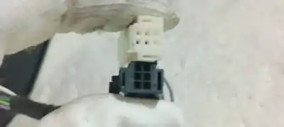 Peça sobressalente para automóvel em segunda mão espelho retrovisor esquerdo por citroen c3 1.2i 82 referências oem iam   