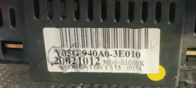 Second-hand car spare part interior light for kia sorento 2.5 crdi ex oem iam references 940a03e010  